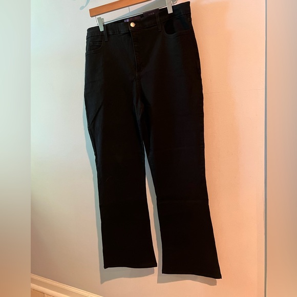 NYDJ Bootleg Black Jeans 16 - Picture 1 of 9